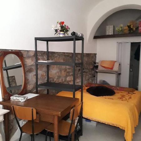Chez La Cave Apartment Сан Ремо Екстериор снимка