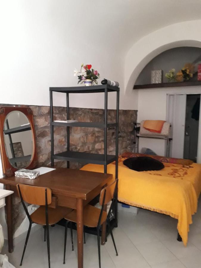 Chez La Cave Apartment Сан Ремо Екстериор снимка