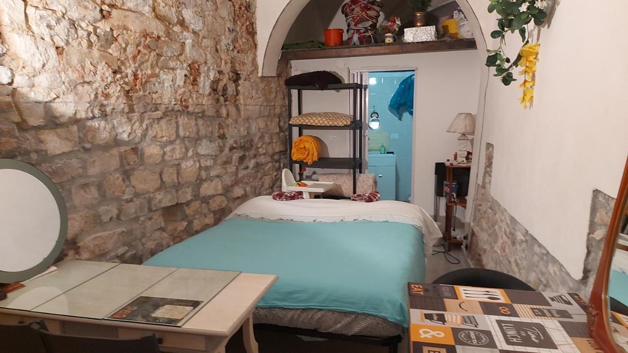 Chez La Cave Apartment Сан Ремо Екстериор снимка